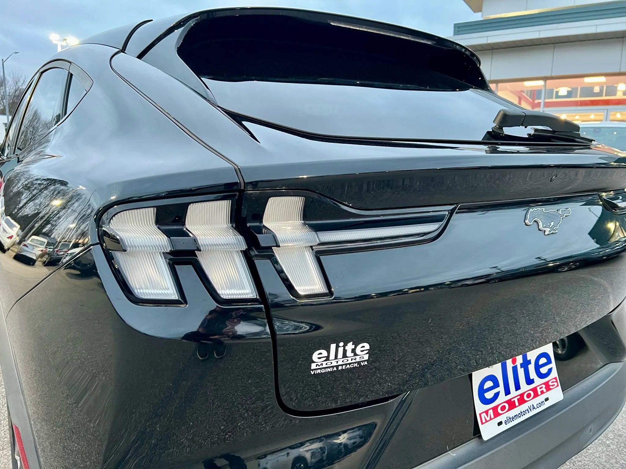 Used 2021 Ford Mustang Mach-E Select w/ Comfort/Appearance Package image 12