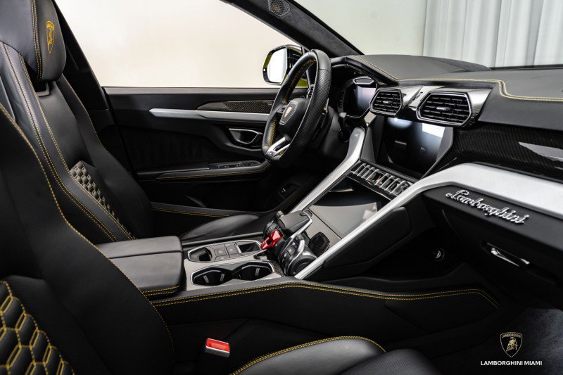 Used 2019 Lamborghini Urus image 43