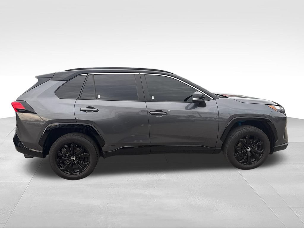 Used 2023 Toyota RAV4 XSE AWD/4WD image 6