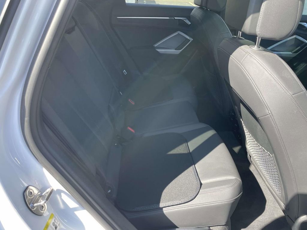 Used 2023 Audi Q3 2.0T Premium image 45