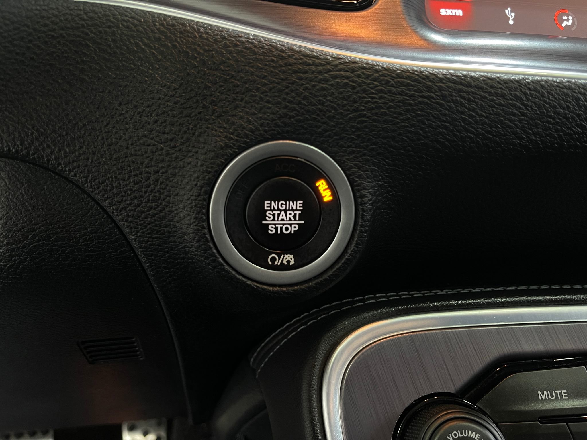 Used 2018 Dodge Challenger R/T Scat Pack RWD image 20