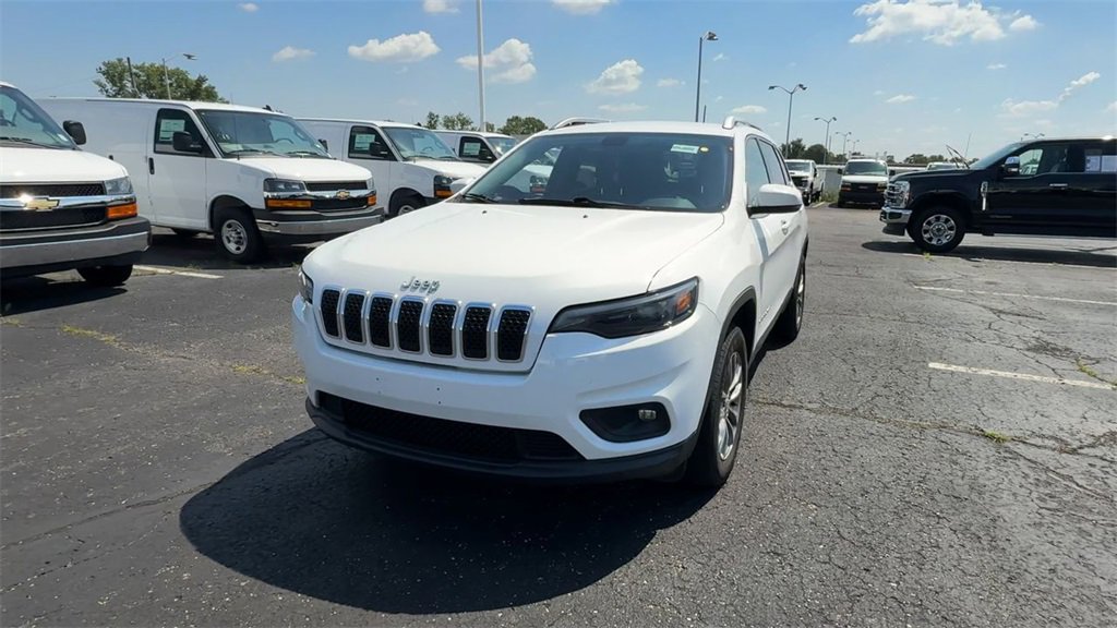Used 2020 Jeep Cherokee Latitude Plus w/ Cold Weather Group image 3
