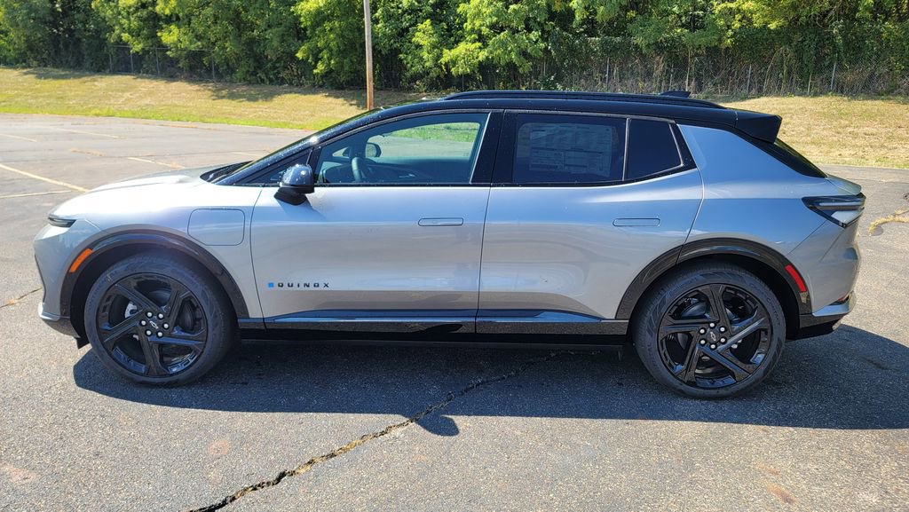 New 2025 Chevrolet Equinox EV RS w/ Convenience Package II image 7