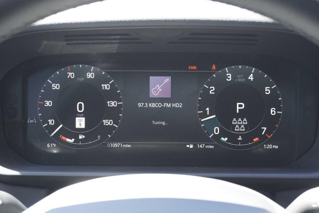 Used 2025 Land Rover Discovery S AWD/4WD image 11