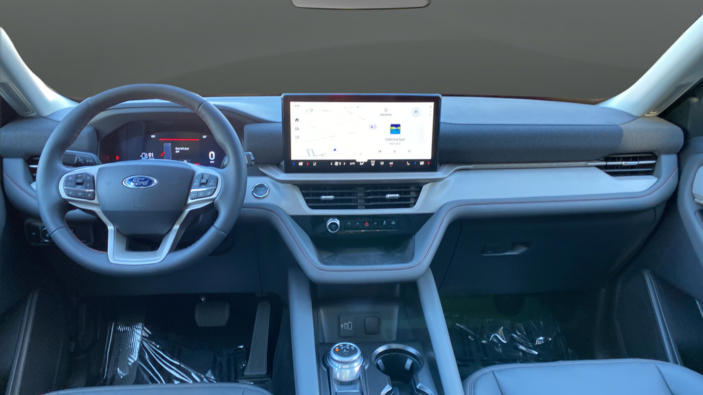 New 2026 Ford Explorer Active w/ Active Comfort Package AWD/4WD image 12