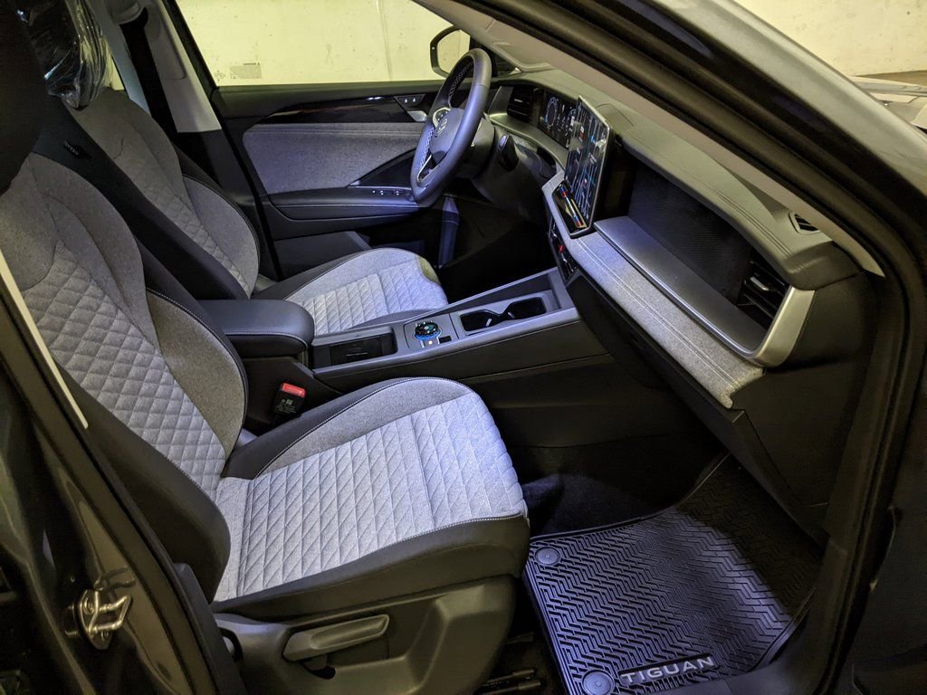 New 2026 Volkswagen Tiguan S AWD/4WD image 20