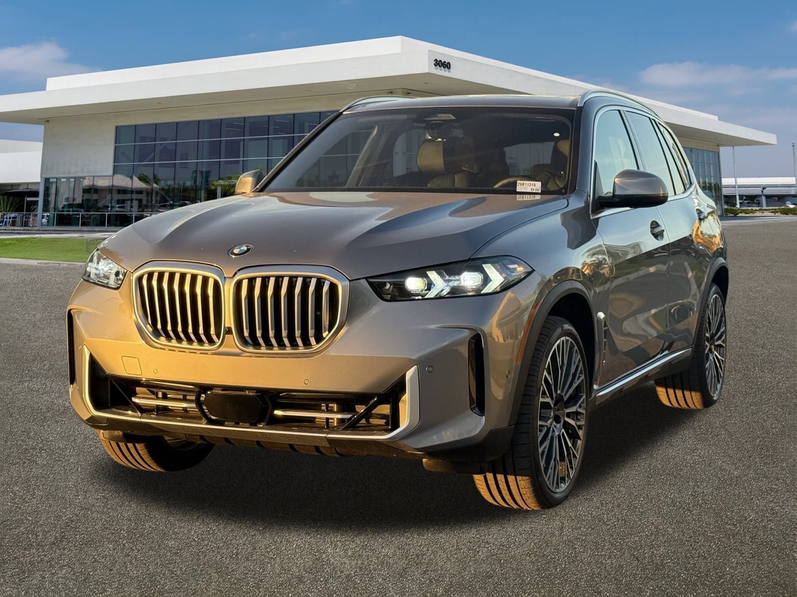 New 2026 BMW X5 sDrive40i image 4
