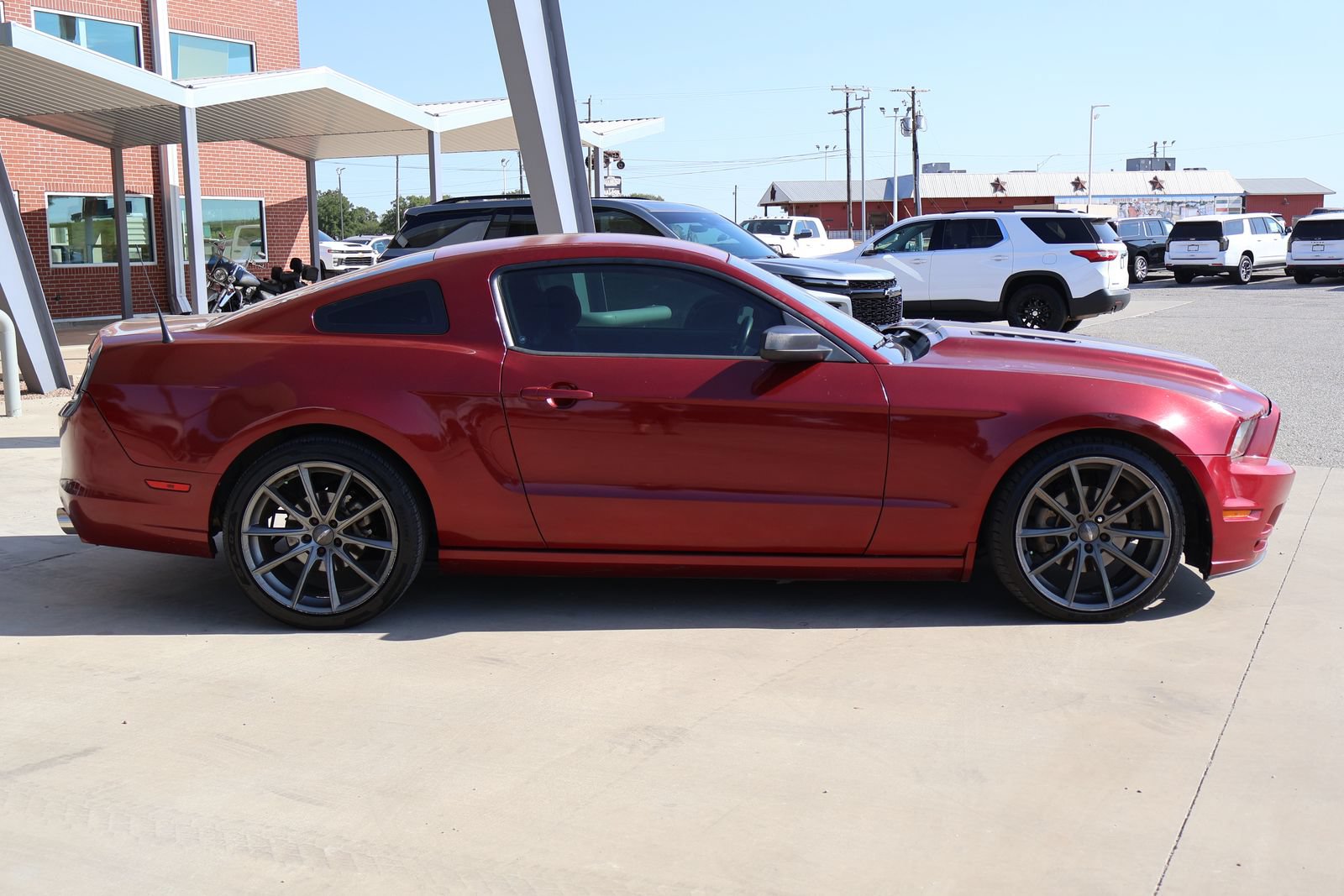 Used 2014 Ford Mustang Coupe RWD image 5