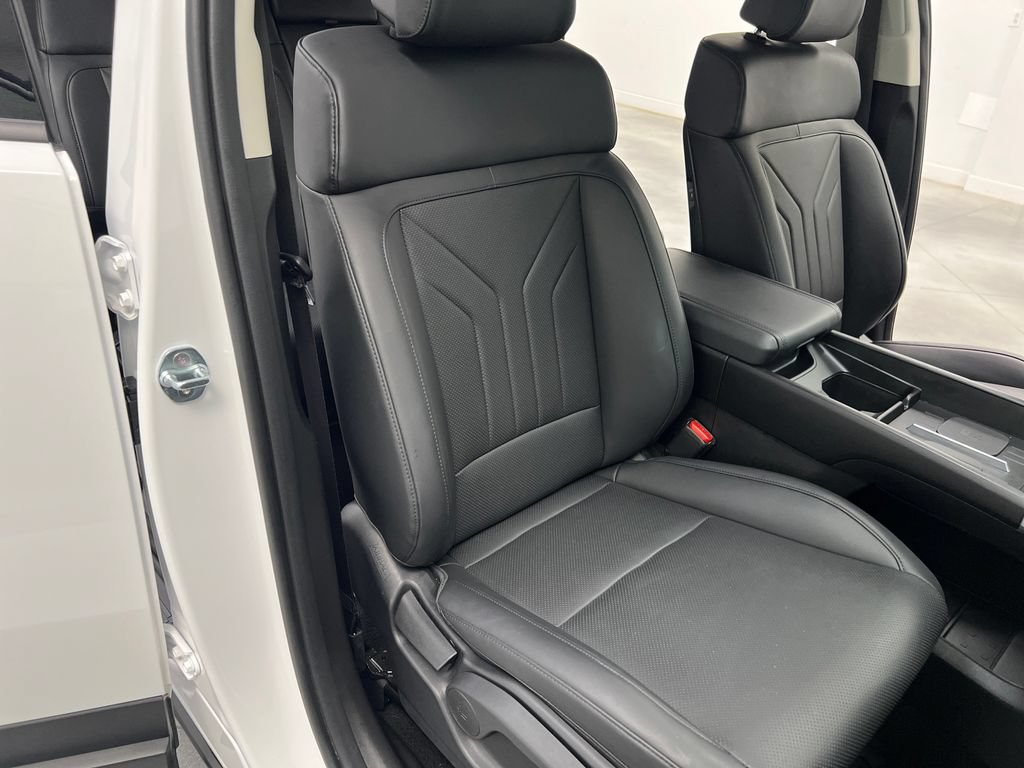 Used 2026 Hyundai Santa Fe SEL FWD image 34