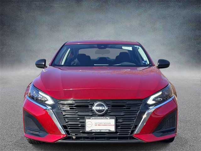 Used 2024 Nissan Altima 2.5 SV image 8