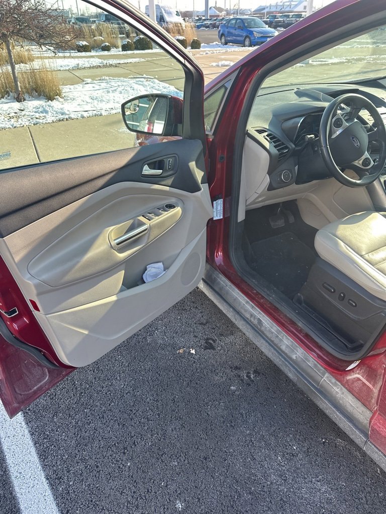 Used 2017 Ford C-MAX Energi SE w/ Equipment Group 402A image 7