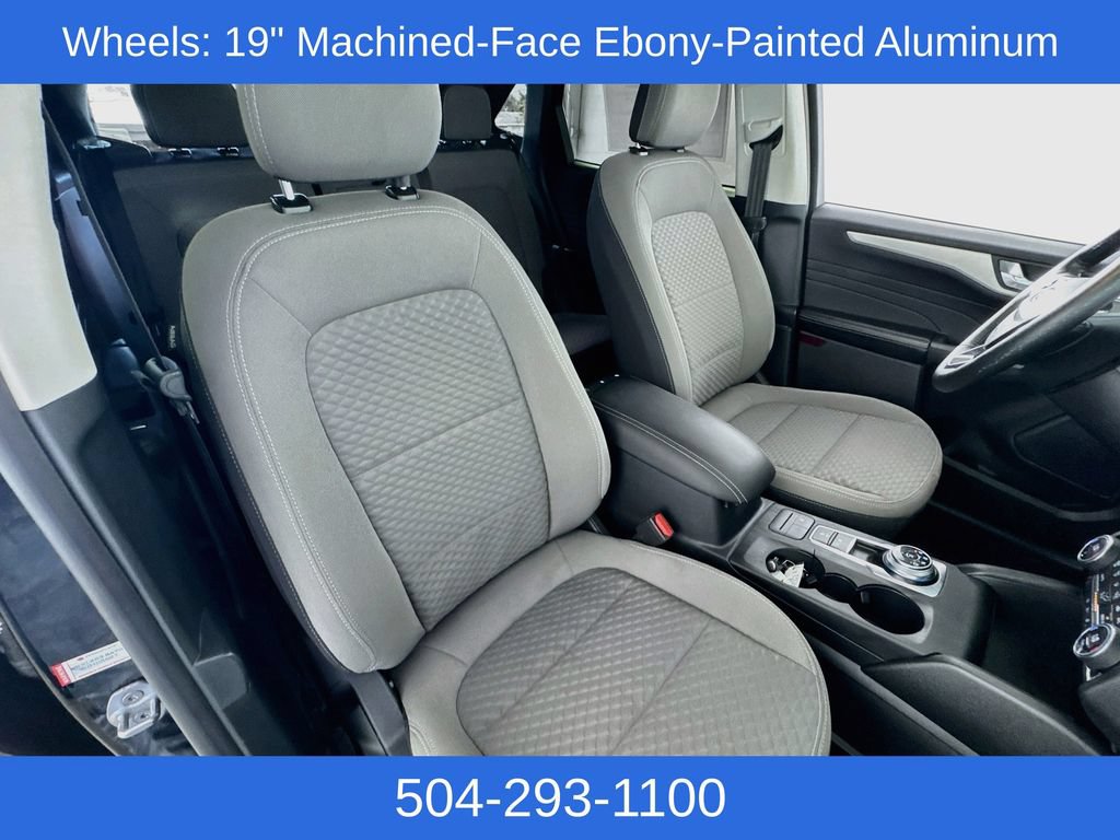 Used 2021 Ford Escape SE w/ SE Sport Appearance Package FWD image 29