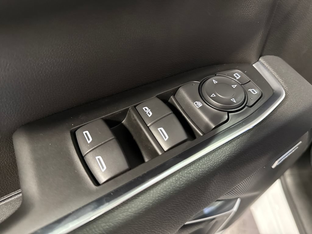 New 2026 Chevrolet Silverado 1500 LT Trail Boss w/ LT Trail Boss Premium Package AWD/4WD image 32