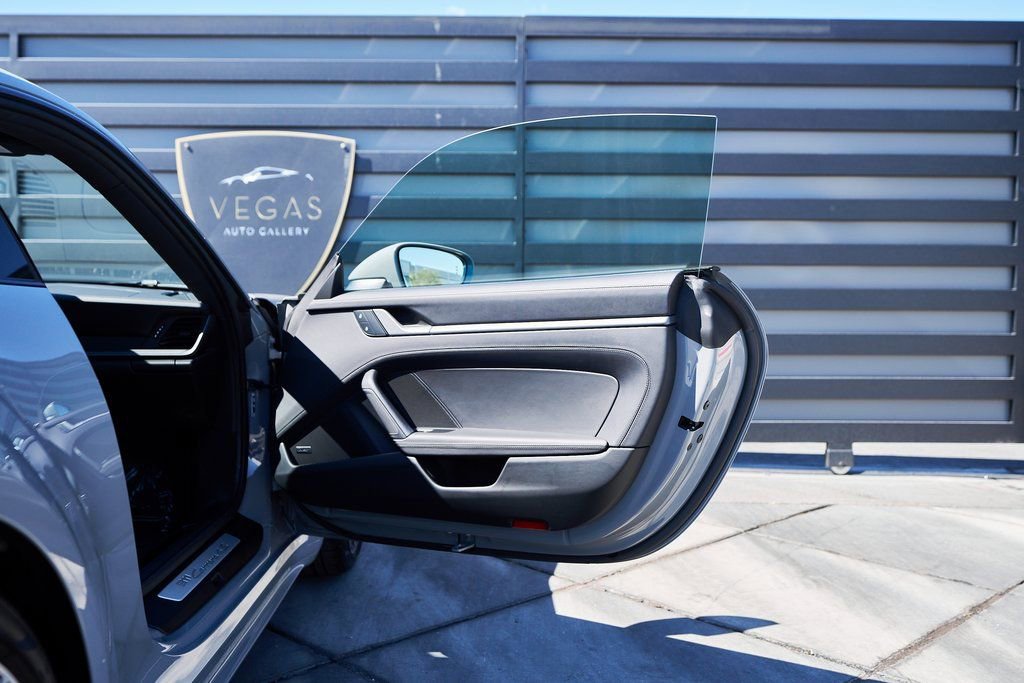 Used 2024 Porsche 911 Carrera 4S w/ Premium Package image 20