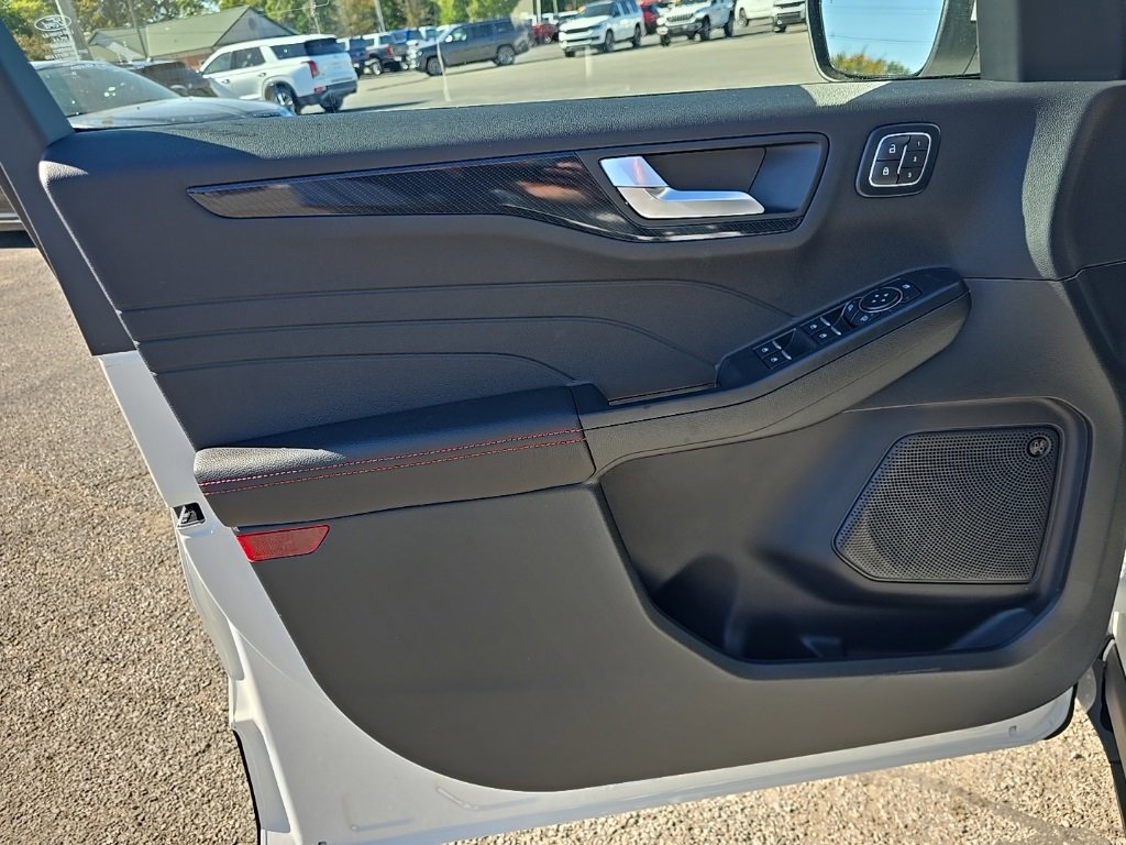 New 2026 Ford Escape ST-Line Select image 15