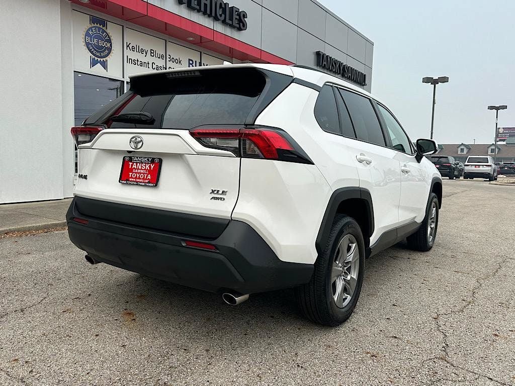 Certified 2025 Toyota RAV4 XLE AWD/4WD image 5
