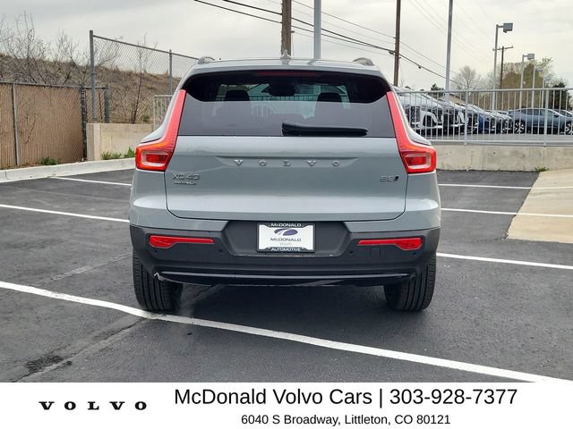 New 2026 Volvo XC40 B5 Plus w/ Protection Package Premier AWD/4WD image 7