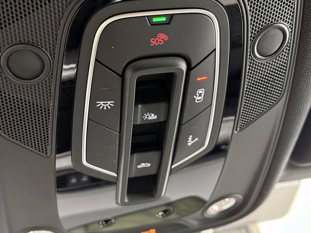 Certified 2022 Audi e-tron S Prestige w/ Prestige Package AWD/4WD image 34