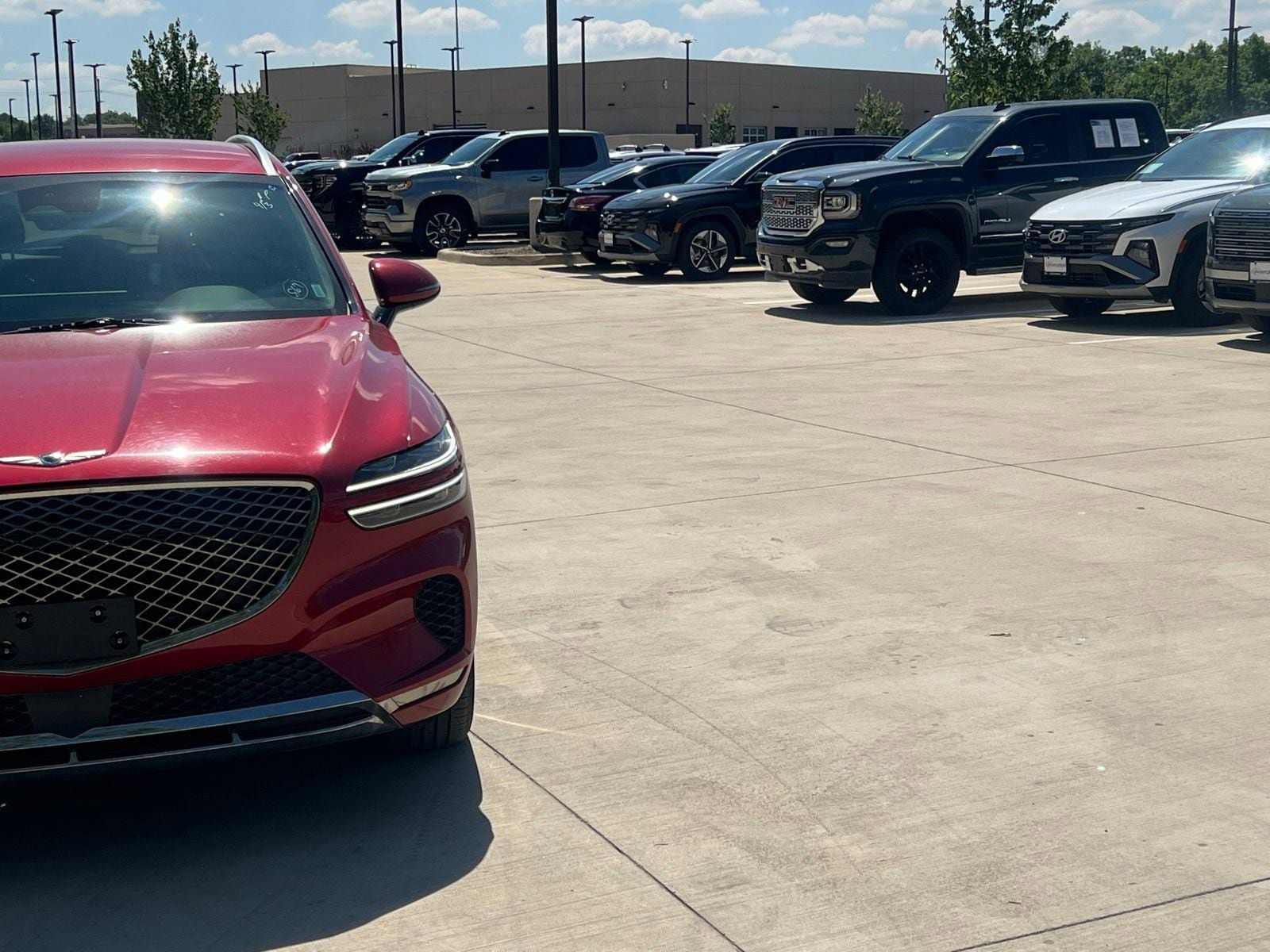 Used 2025 Genesis GV70 2.5T AWD/4WD image 3