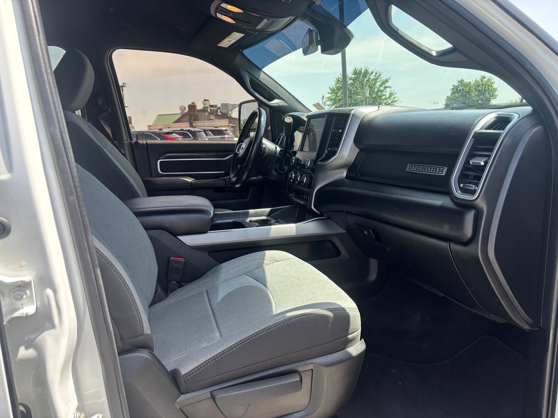 Used 2024 RAM 2500 Big Horn w/ Off Road Package AWD/4WD image 19