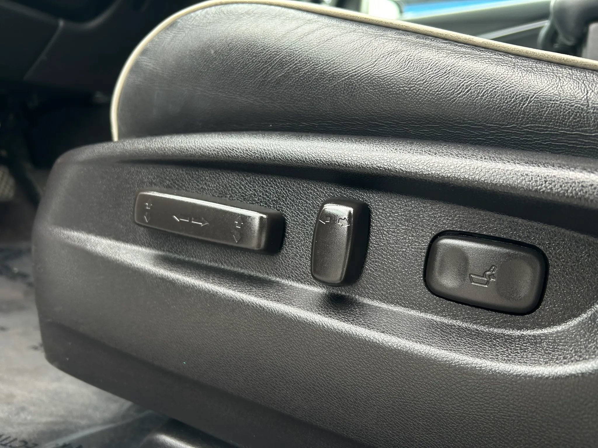 Used 2018 Acura MDX FWD w/ Advance Package image 15