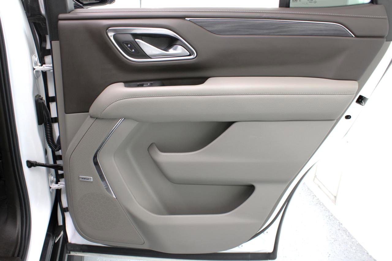 Used 2022 GMC Yukon SLT w/ SLT Premium Package image 47