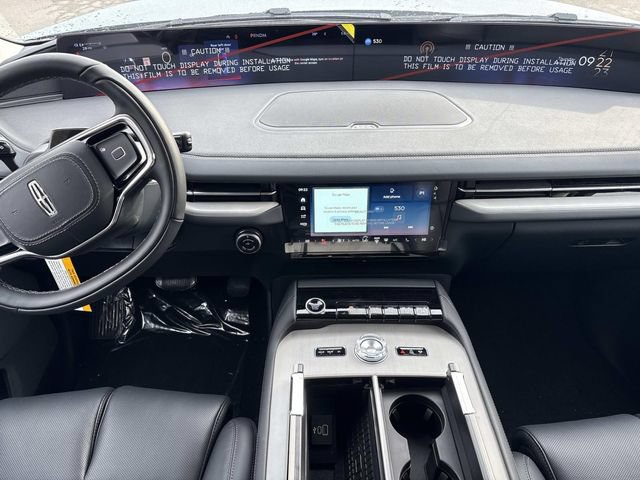 New 2026 Lincoln Navigator L Premier AWD/4WD image 16