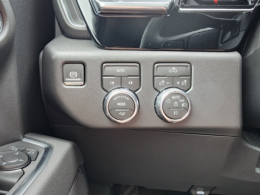 New 2026 GMC Sierra 1500 Elevation image 19