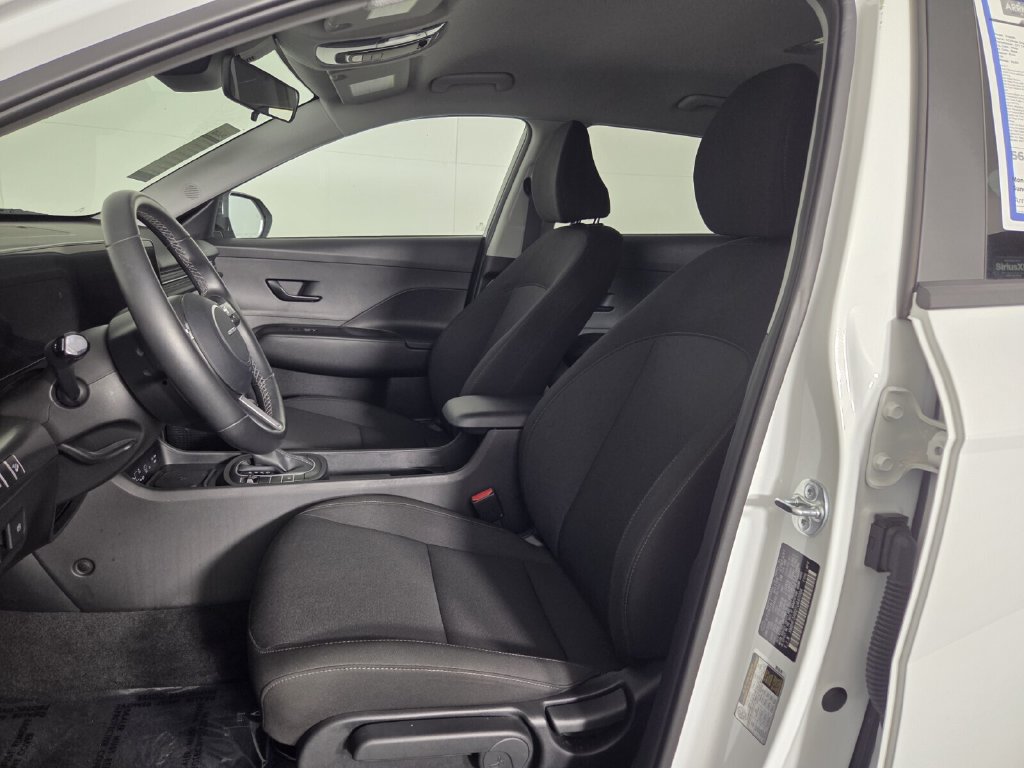 Used 2026 Hyundai Kona SEL Sport FWD image 9