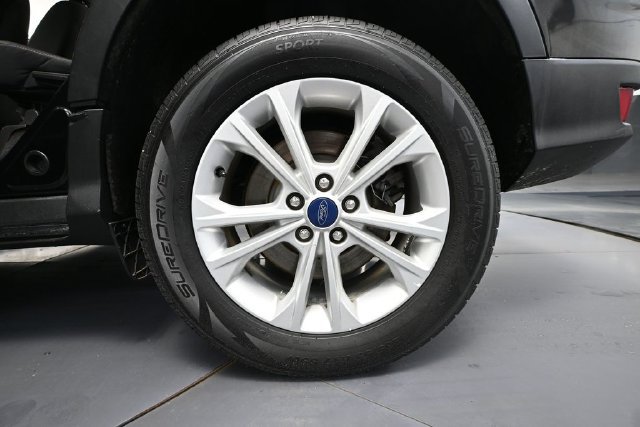 Used 2019 Ford Escape SE FWD image 9