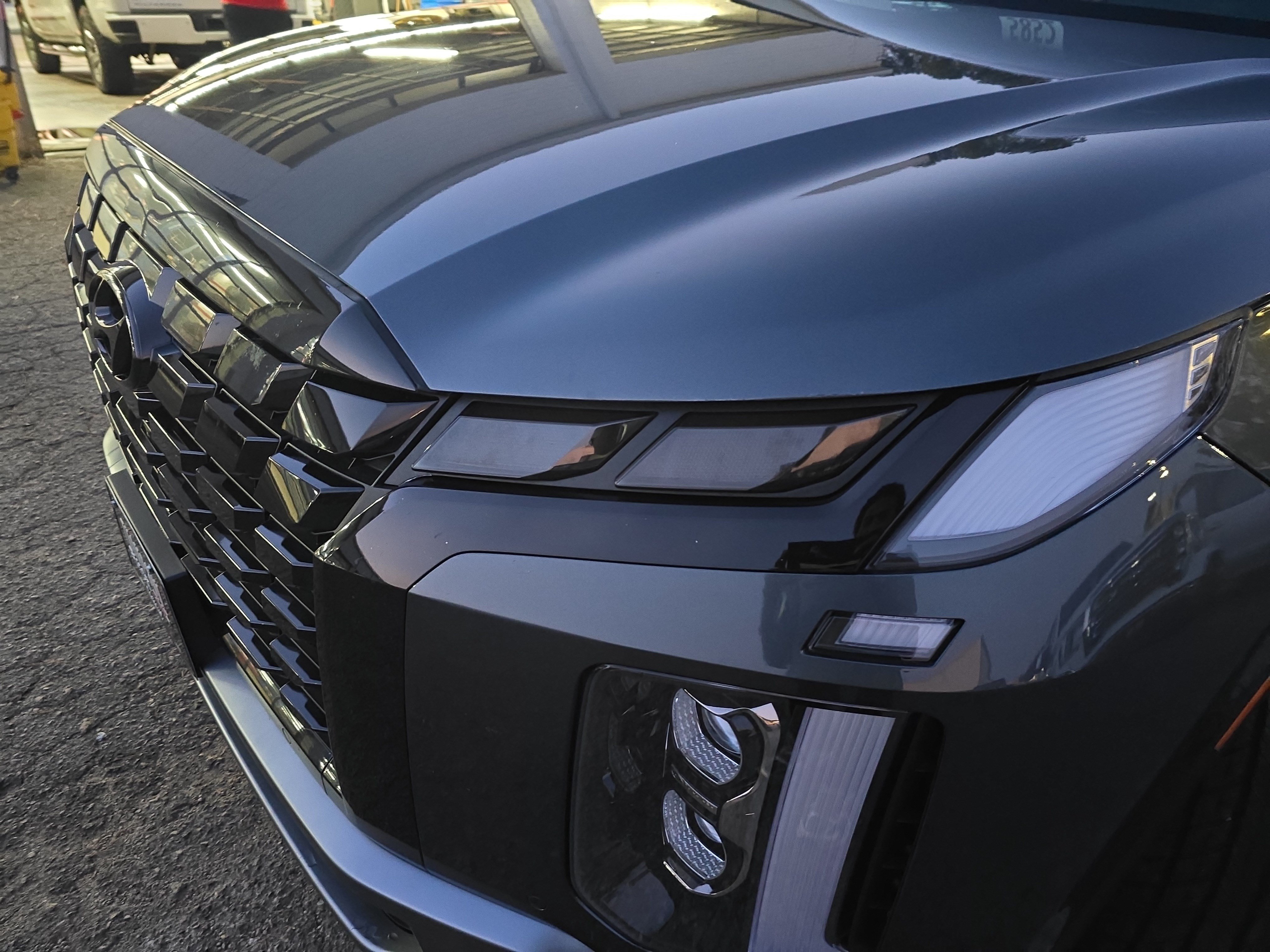 Used 2025 Hyundai Palisade Limited AWD/4WD image 32