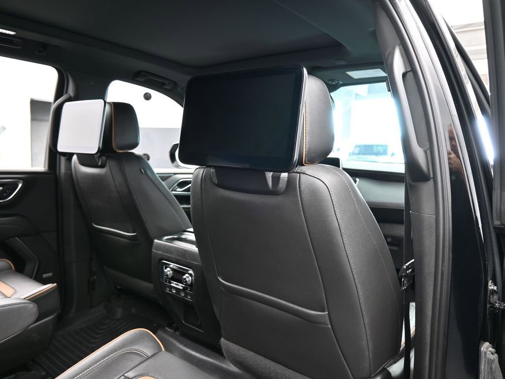 Used 2022 GMC Yukon XL AT4 w/ AT4 Premium Package image 57