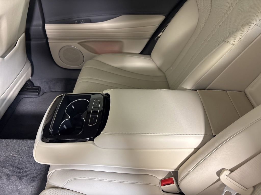 Used 2023 Genesis G80 2.5T image 19