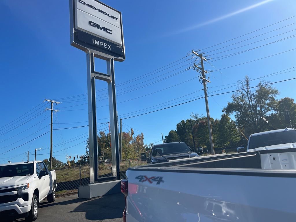 Used 2025 Chevrolet Silverado 1500 Custom w/ Turbomax Blackout Package image 33