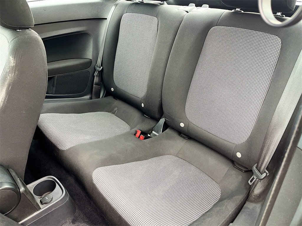 Used 2017 Volkswagen Beetle 1.8T S image 22