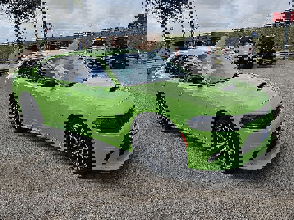 Used 2023 Dodge Charger R/T w/ Harman/Kardon Audio Group RWD image 10