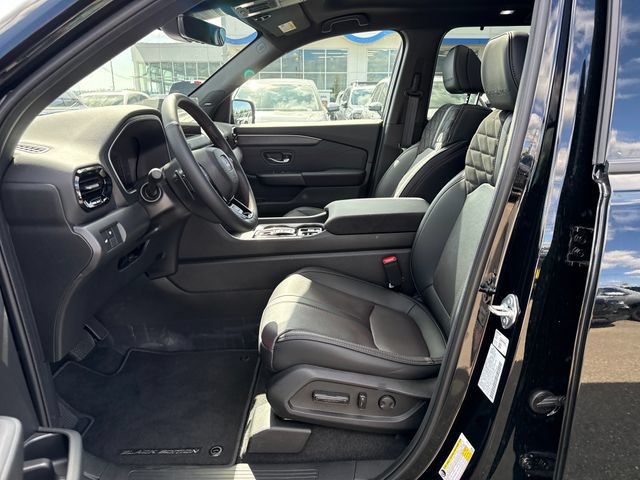 Used 2026 Honda Pilot Black Edition image 15