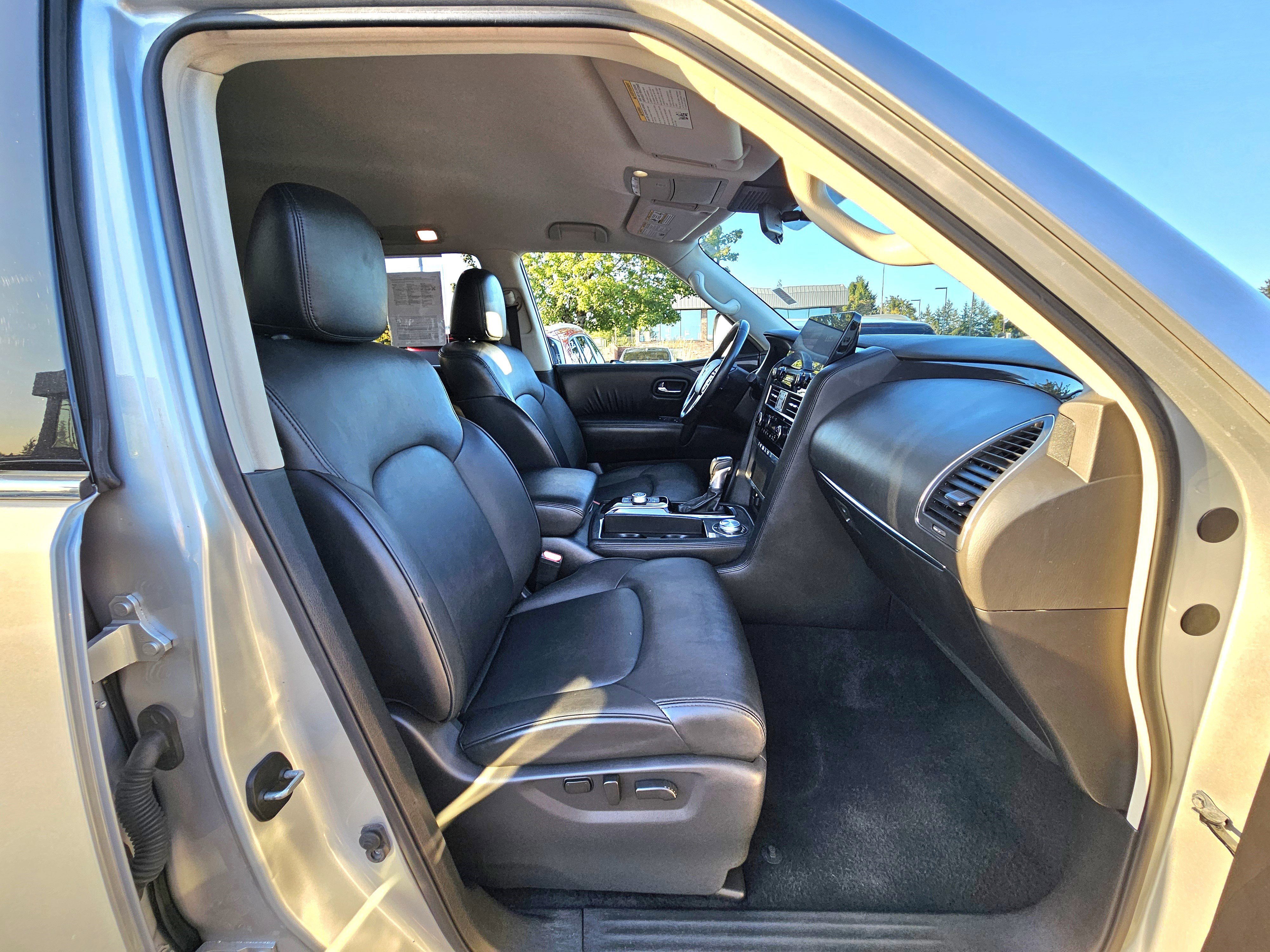 Used 2021 Nissan Armada SV image 7