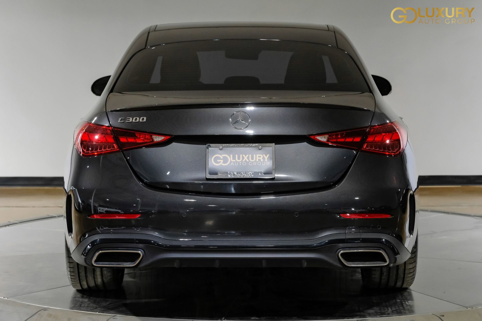 Used 2024 Mercedes-Benz C 300 Sedan w/ Pinnacle Trim Package image 11