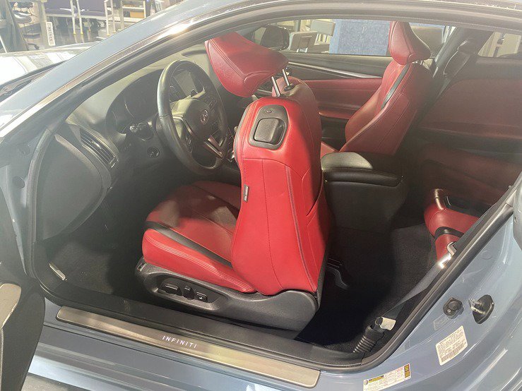 Used 2021 INFINITI Q60 Red Sport 400 w/ Carbon Fiber Package RWD image 15