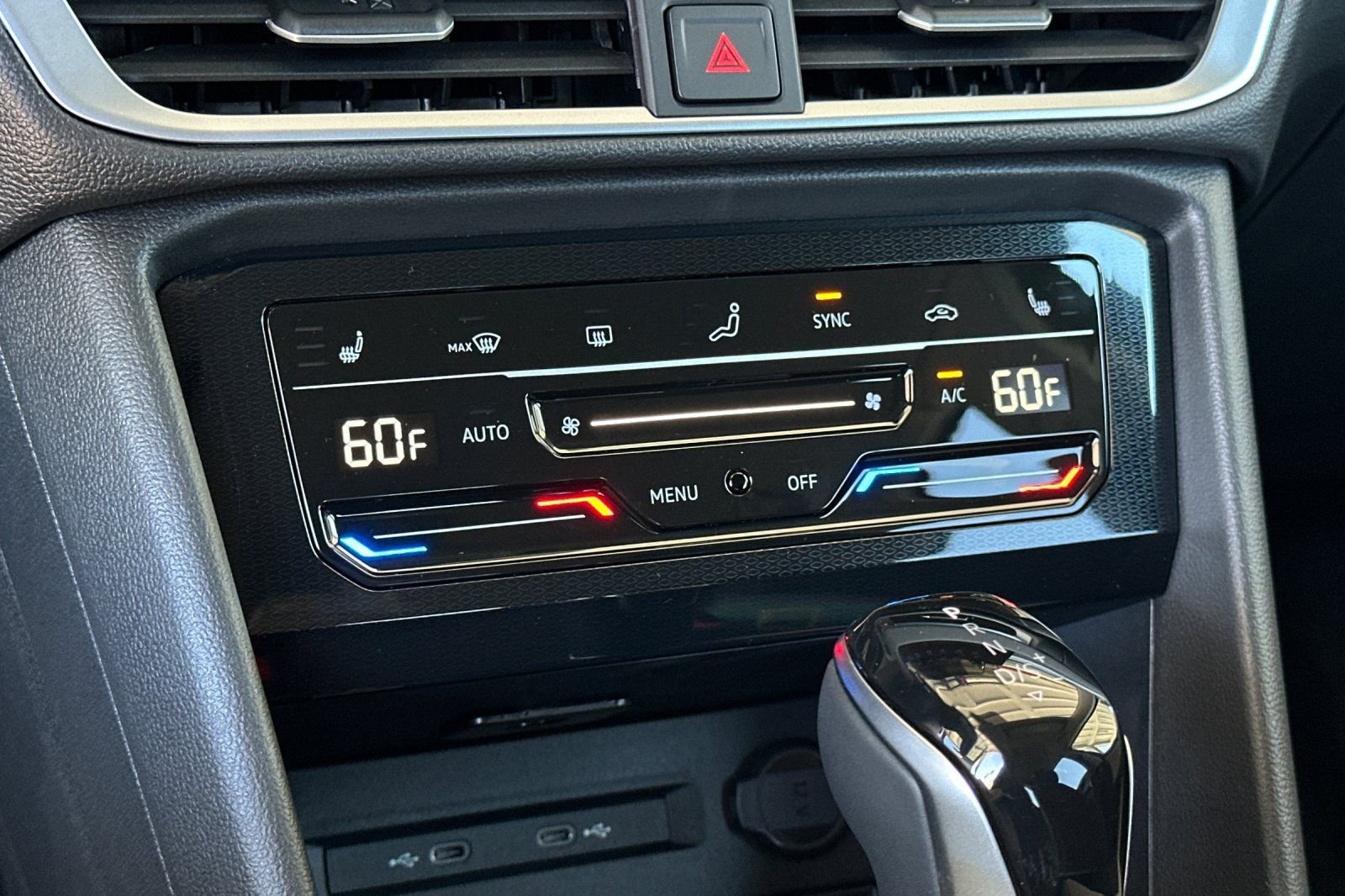 New 2026 Volkswagen Taos SE FWD image 20