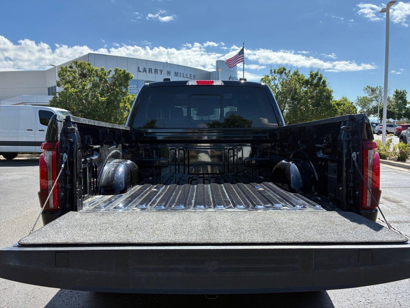 Used 2024 Ford F150 Lariat w/ FX4 Off-Road Package AWD/4WD image 34