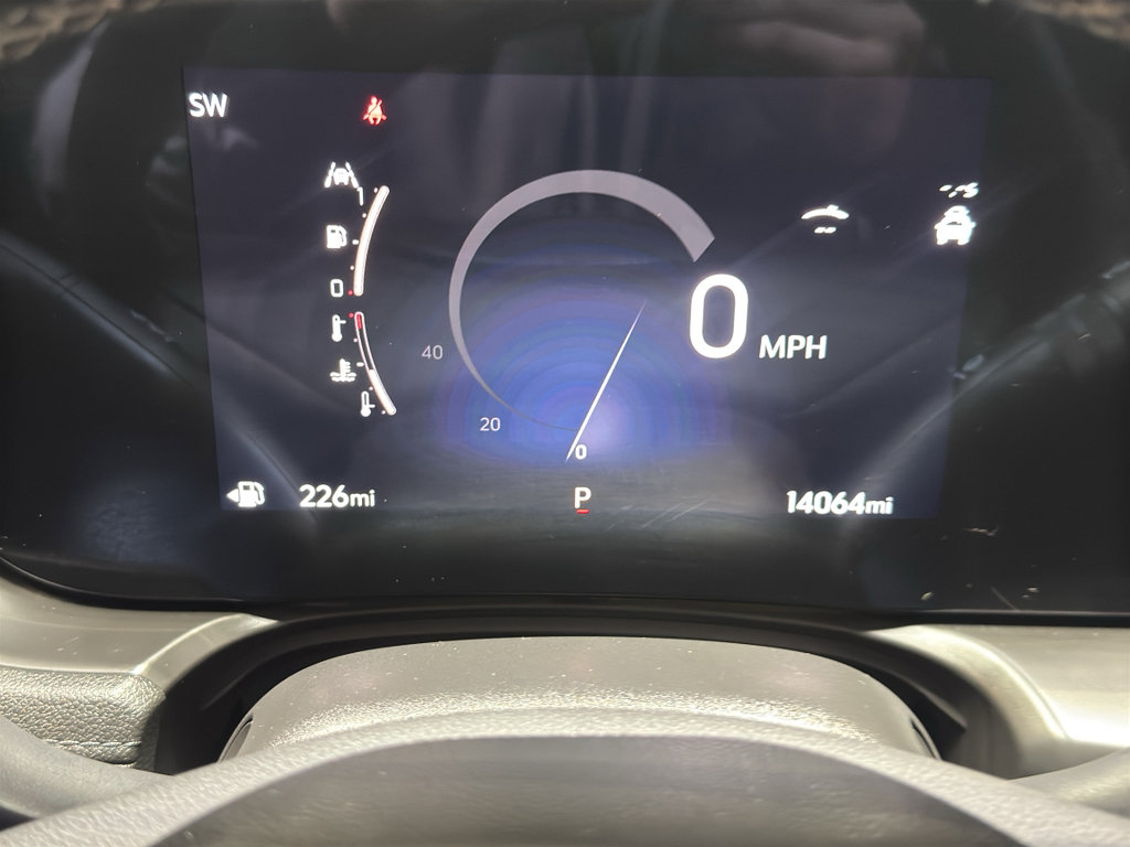 Used 2024 Buick Encore GX Avenir w/ Avenir Technology Package image 28