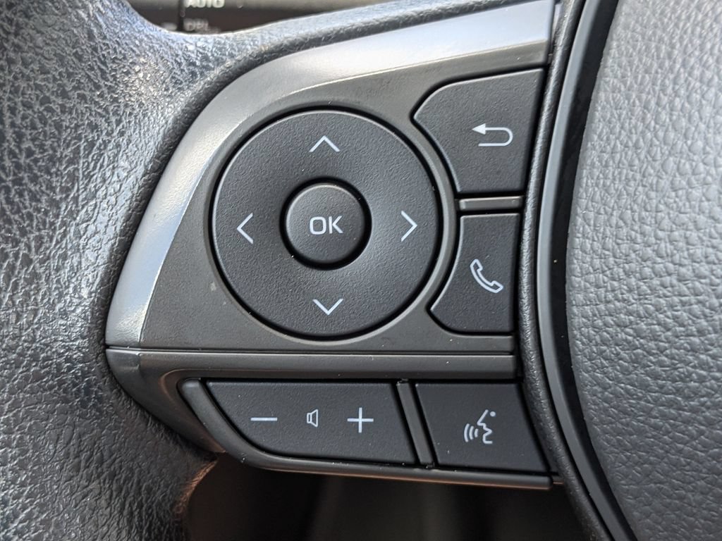 Used 2024 Toyota Corolla LE FWD image 22