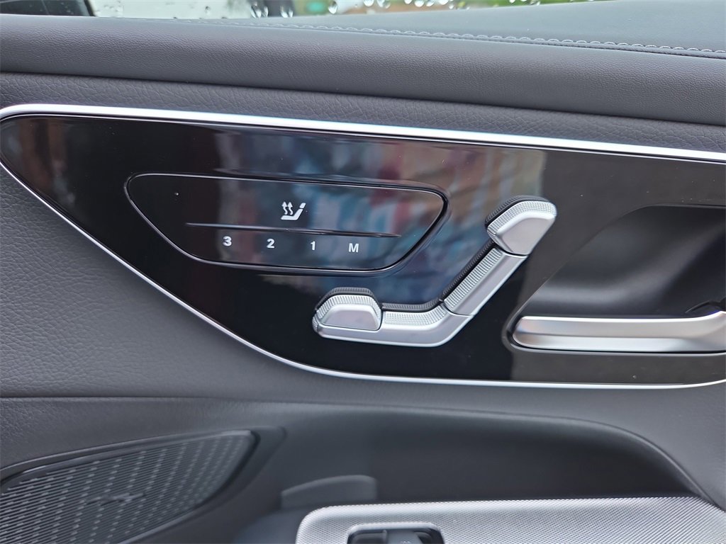 New 2026 Mercedes-Benz GLC 300 4MATIC image 17