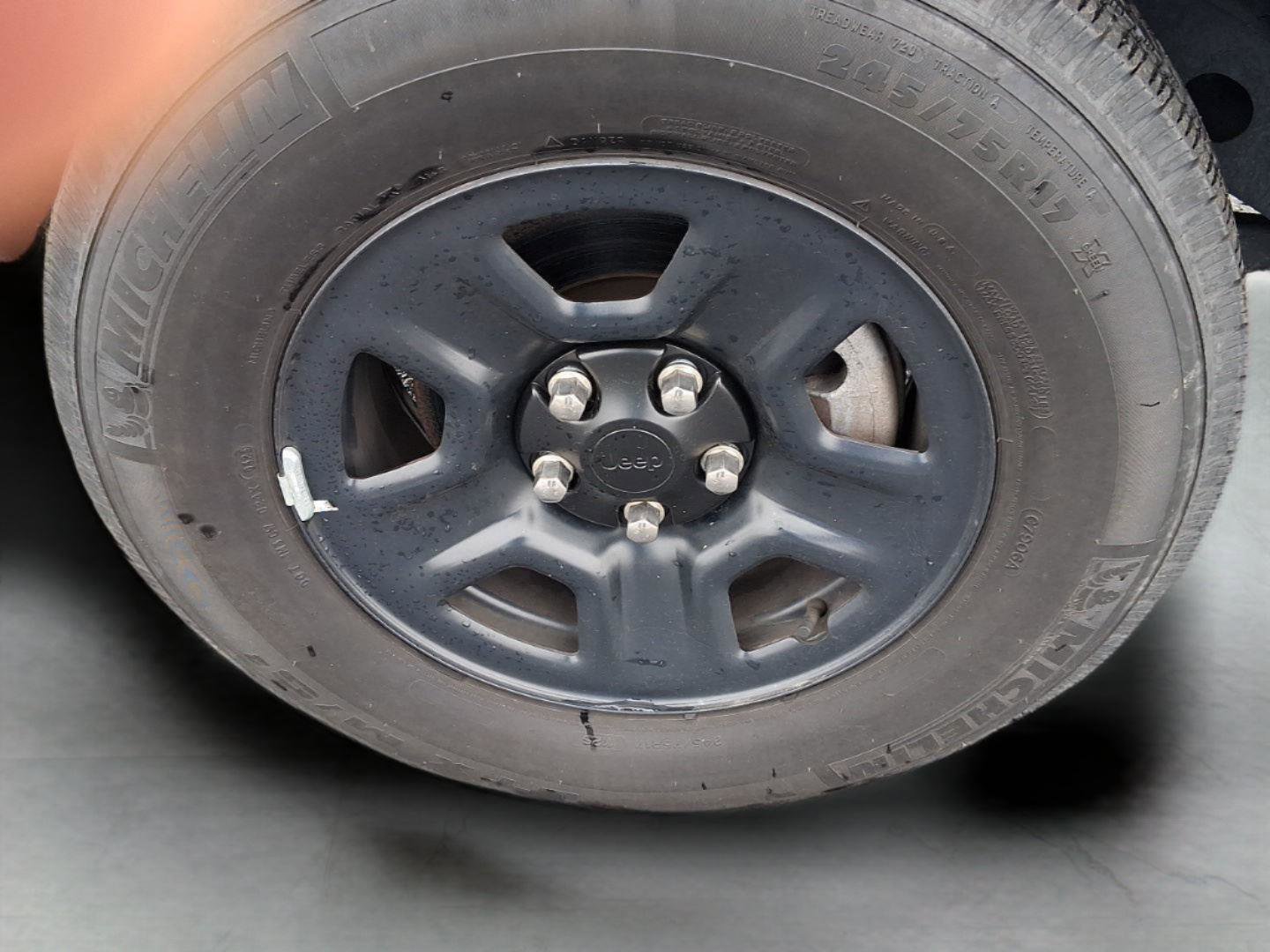 Used 2023 Jeep Wrangler Sport image 9