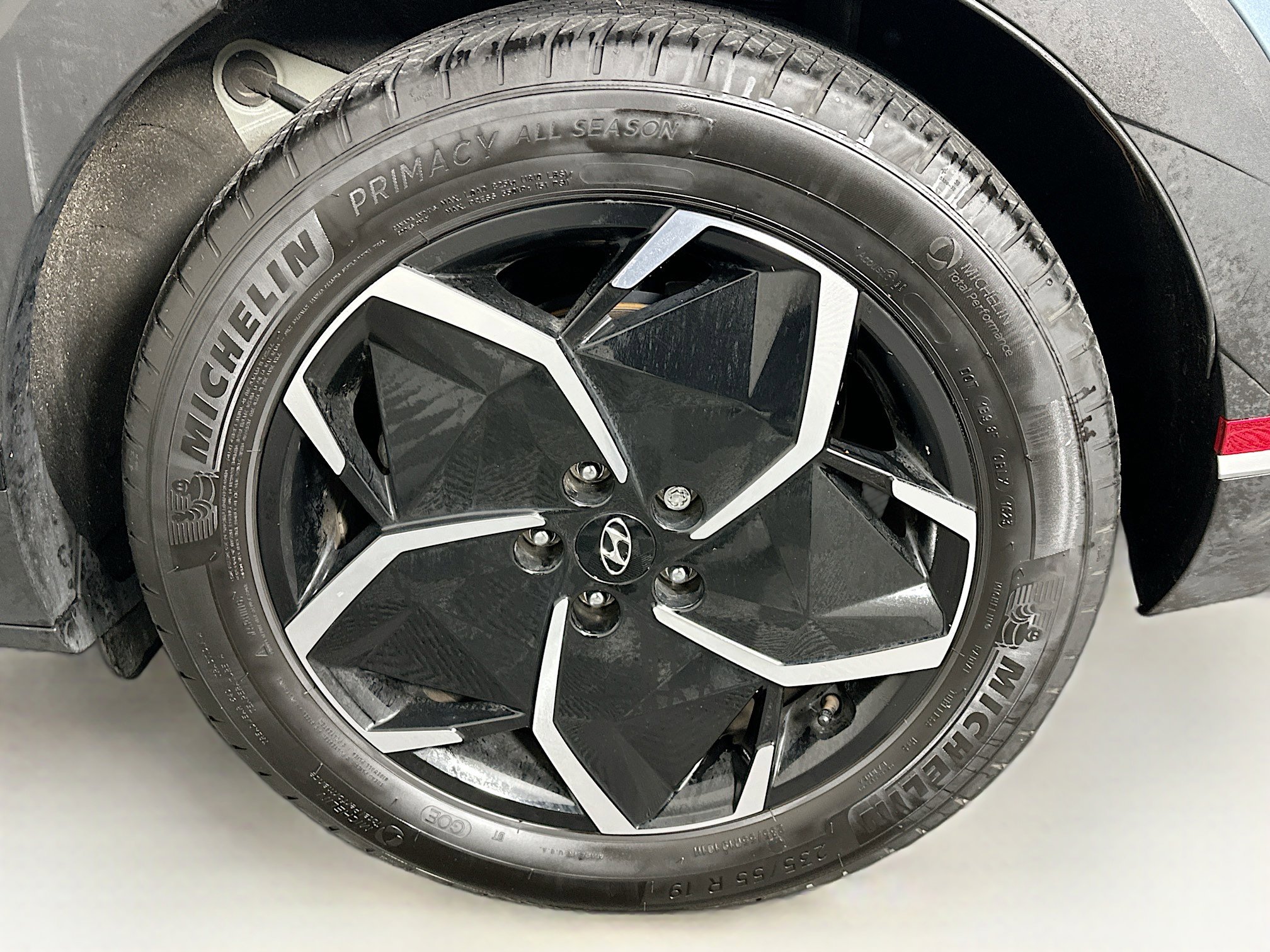 Used 2024 Hyundai Ioniq 5 SE image 11