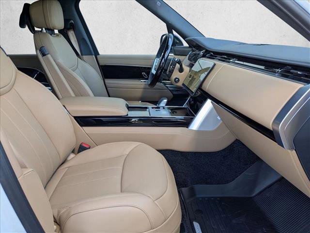 New 2026 Land Rover Range Rover SE image 17