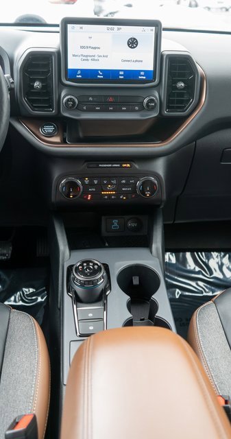 Used 2022 Ford Bronco Sport Outer Banks w/ Tech Package image 16