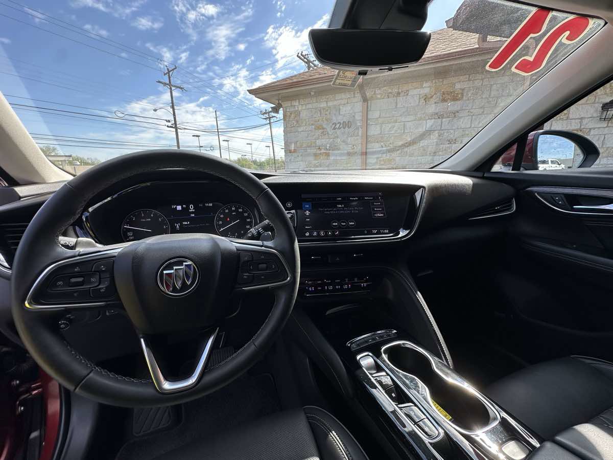 Used 2021 Buick Envision Avenir w/ Technology Package II image 10